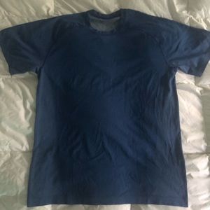 Lululemon Mens short sleeve size XL